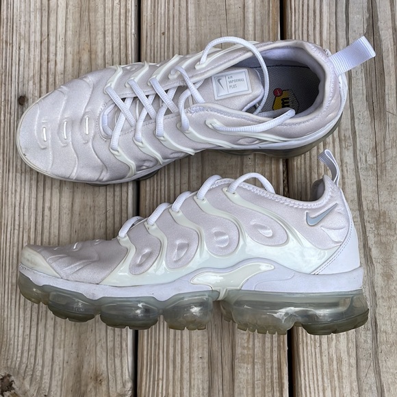 NIKE - Air Vapormax Sneakers Size 9 - Picture 7 of 11